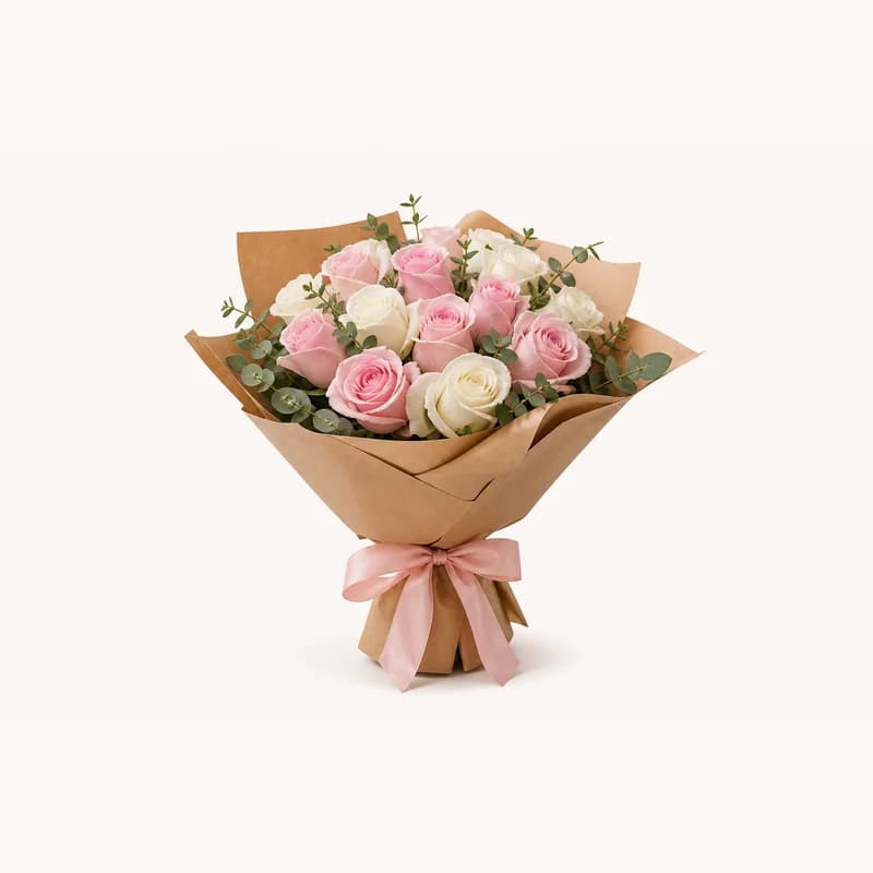 Bouquet de roses — glace artisanale premium par Gift & ENTREMETS By Ah Mes Goûts à Cotonou
